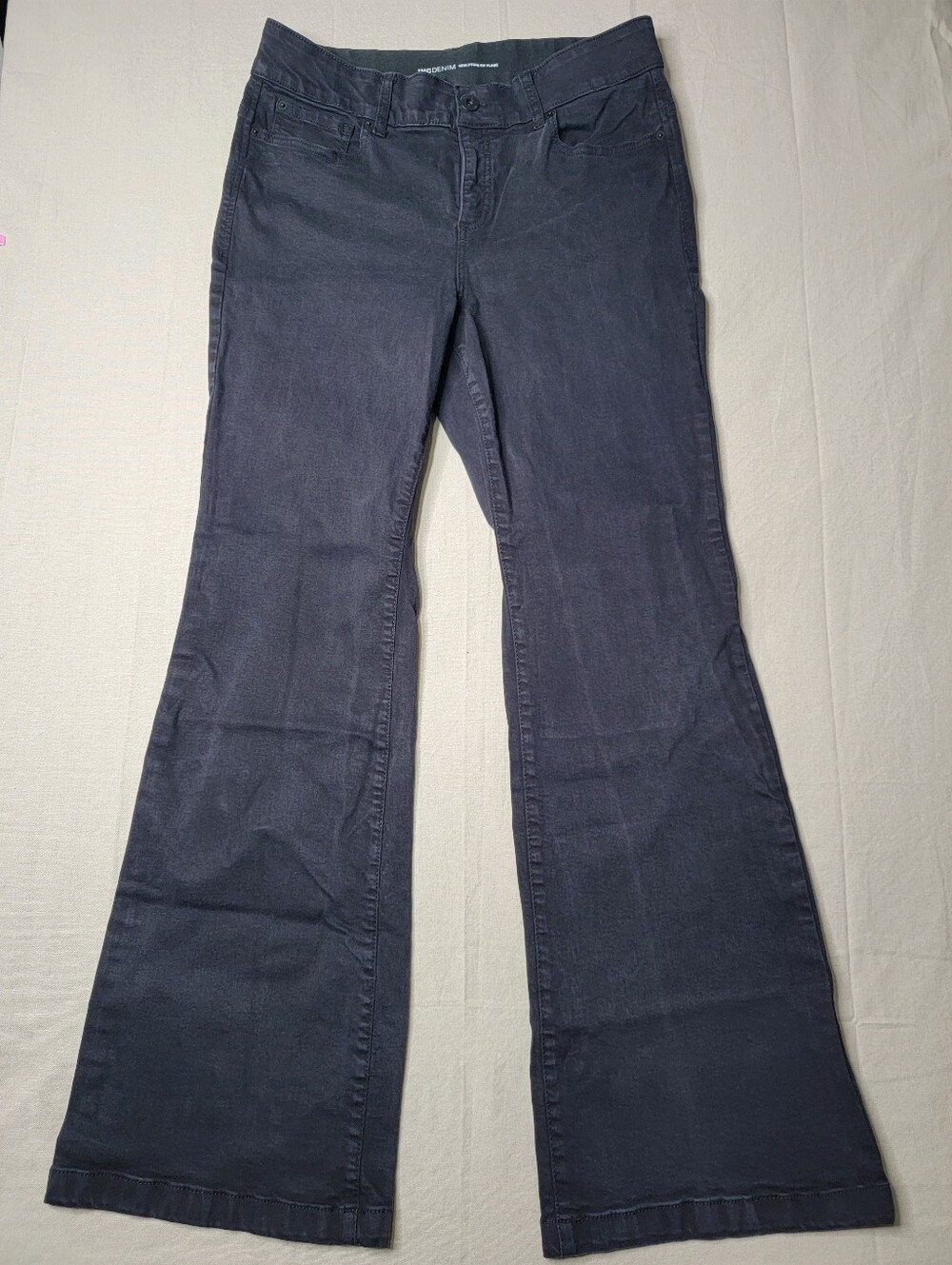 INC Denim Sculpting Fit Flare Jeans Black Size 14/32 Stretch Y2K Grunge Alt - Picture 2 of 16